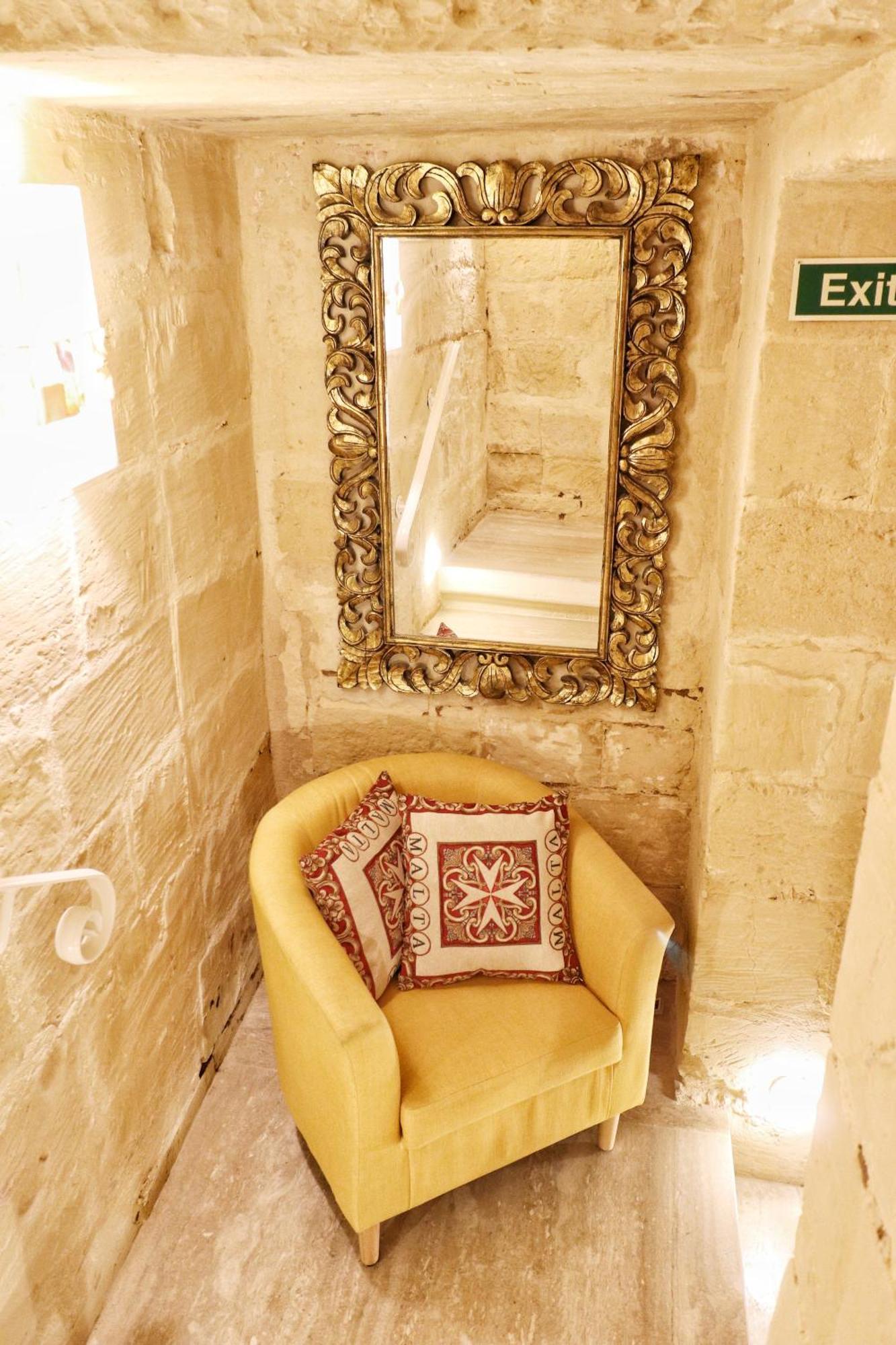 The Knight - Heritage & Art Home At Birgu Square Dış mekan fotoğraf